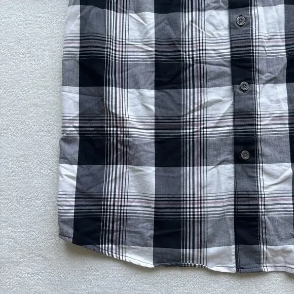 Wrangler Men Large Black Plaid Outdoor Short Sleeve Shirt with UPF 40 Protection - Picture 6 of 14